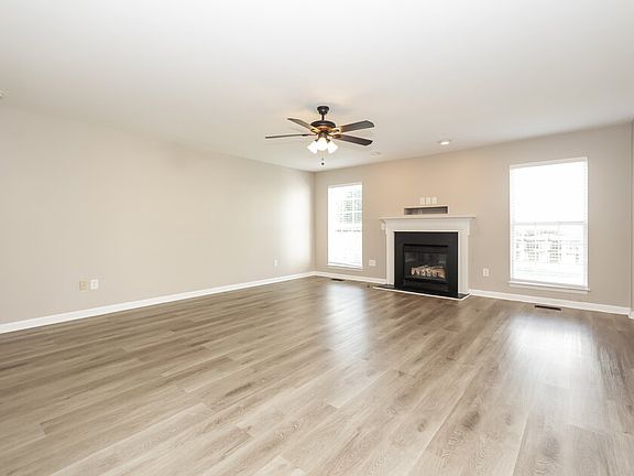 5th image of 1245 Blairfield Dr