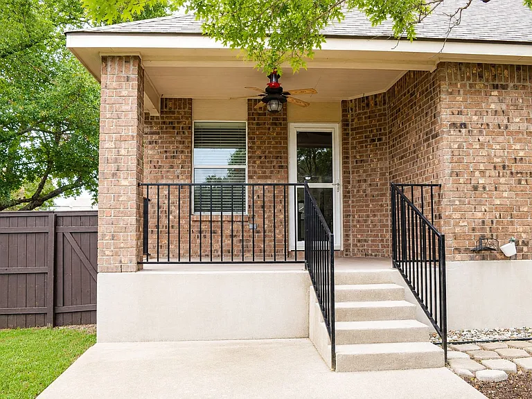 5803 Siltstone Loop — Photo 36