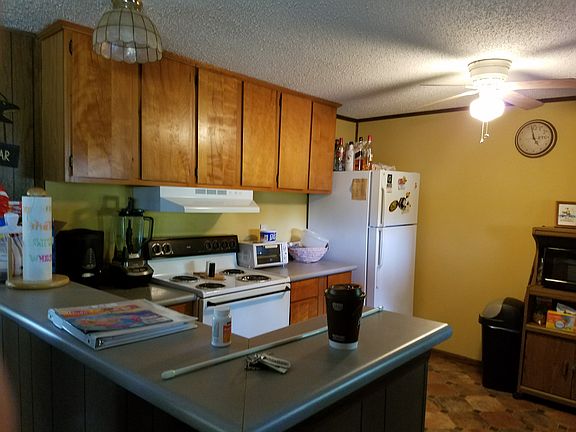 4th image of 800 County Road 205