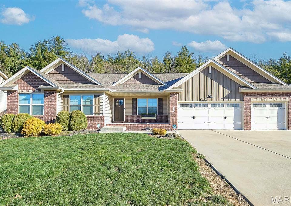 1st image of 437 Briar Creek Rd