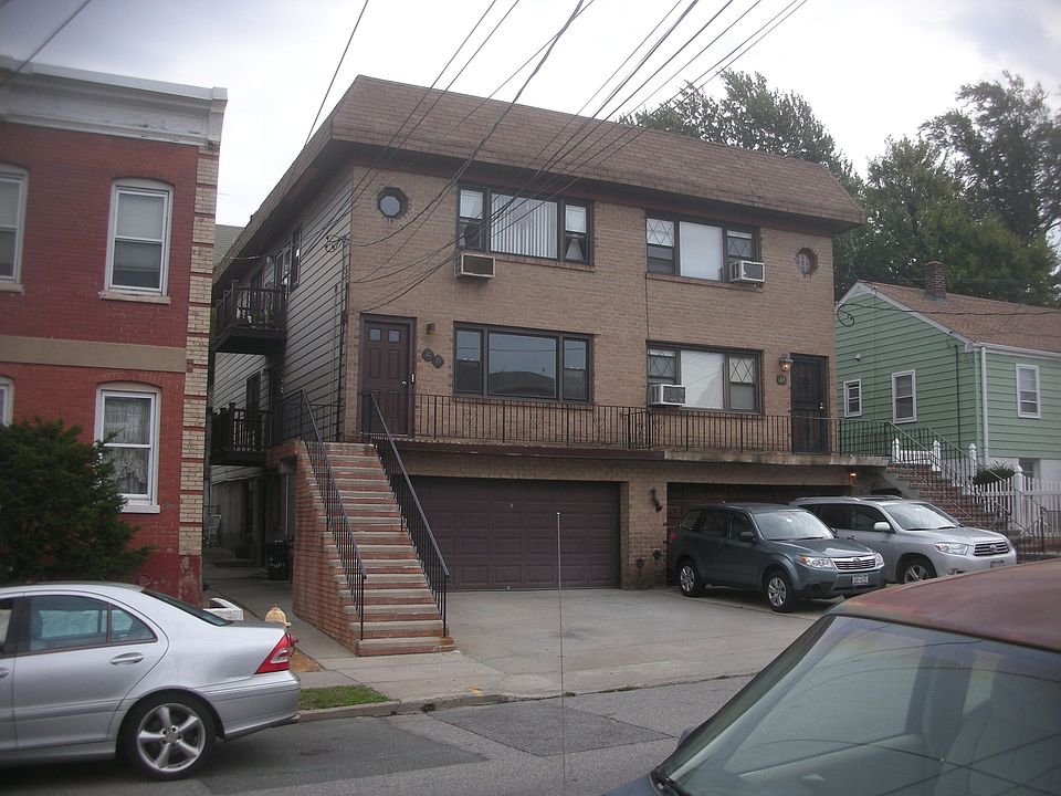 1st image of 28 Burhans Ave