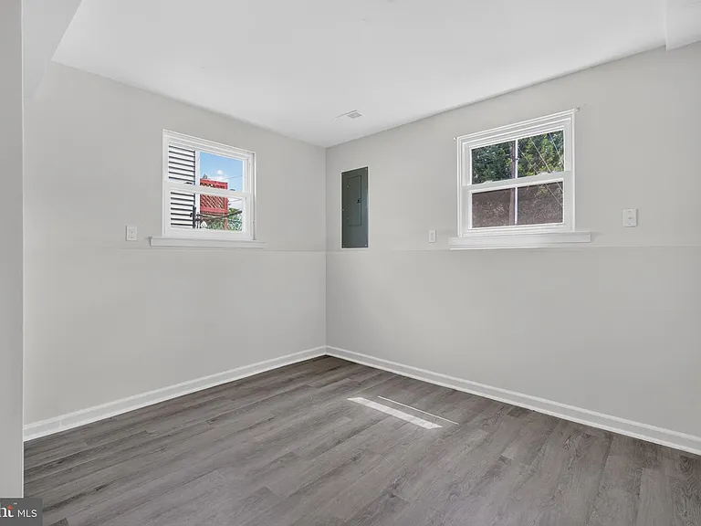 150 Fairway Rd — Photo 22