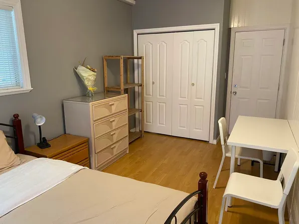 48XX Rumble St, Burnaby, BC V5J 2A2