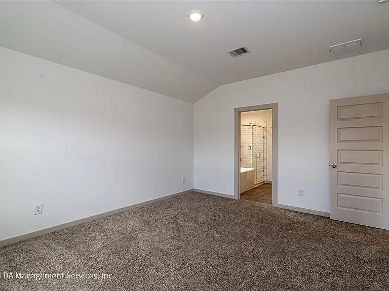 8038 Brahman Ln — Photo 17