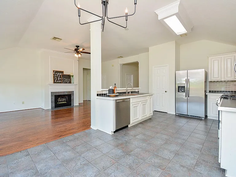 3815 Summerfield Dr — Photo 12
