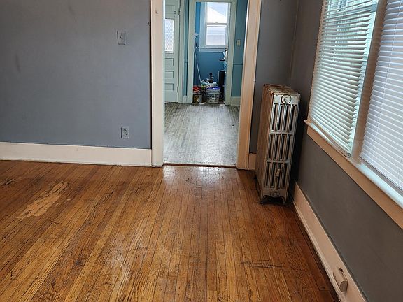 5th image of 2300 Holmes St #2