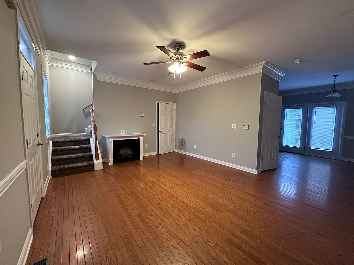 Building Photo - 209 Old Todds Rd #5103