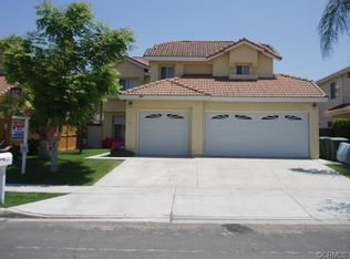 383 Arthur Cir, Corona, CA 92879