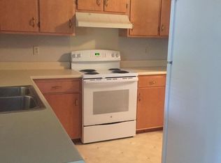 123 Village Ln APT 202, Crossville, TN 38555