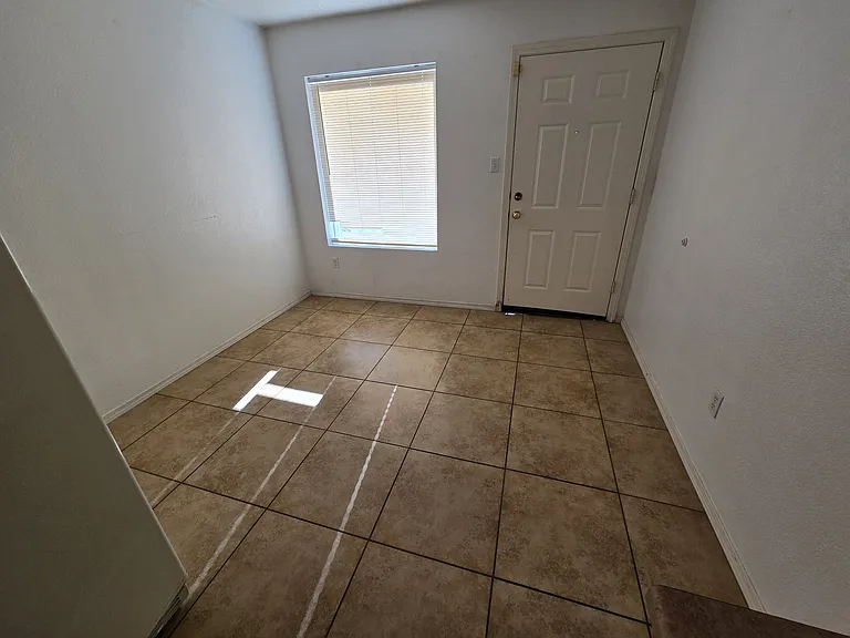 9712 El Patron Rd SW — Photo 10