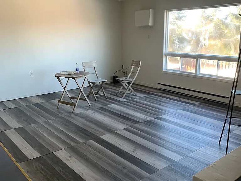 303 Killaly St W — Photo 17