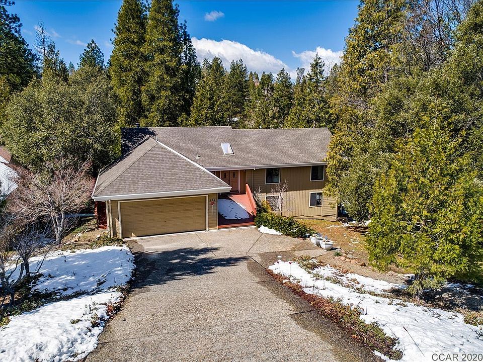 1st image of 934 Fairway Ct #205