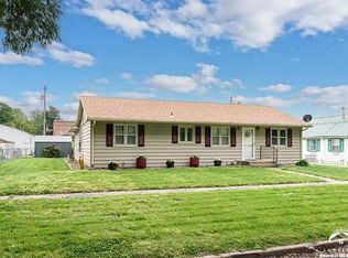 207 Main St, Perry, KS 66073