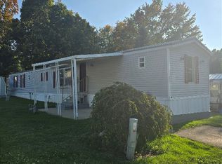 522 Memory Ln, Girard, PA 16417