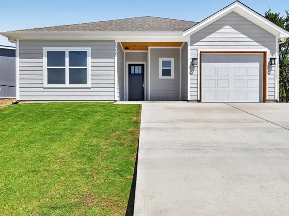 1312 Phoenix Ct, Granbury, TX 76048