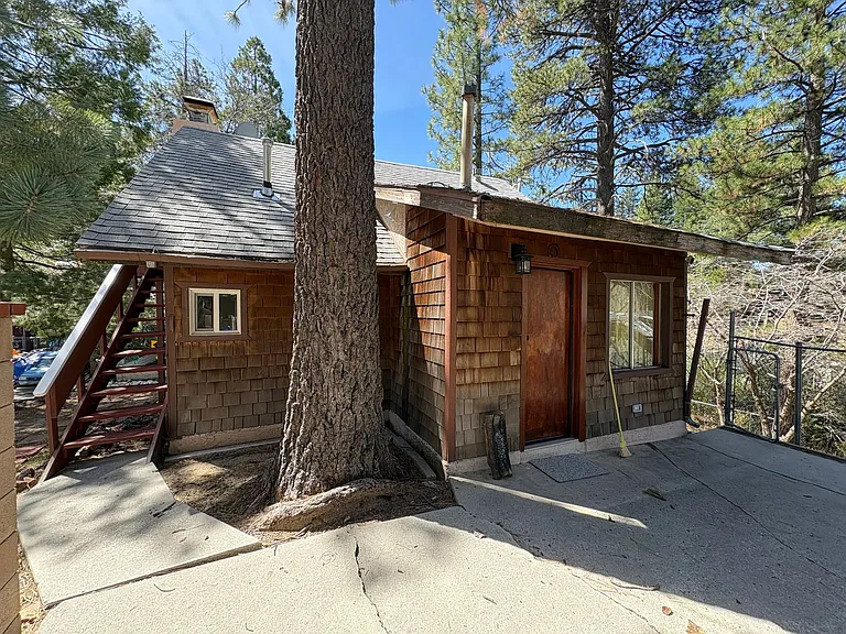 32868 Deer Ln — Photo 3