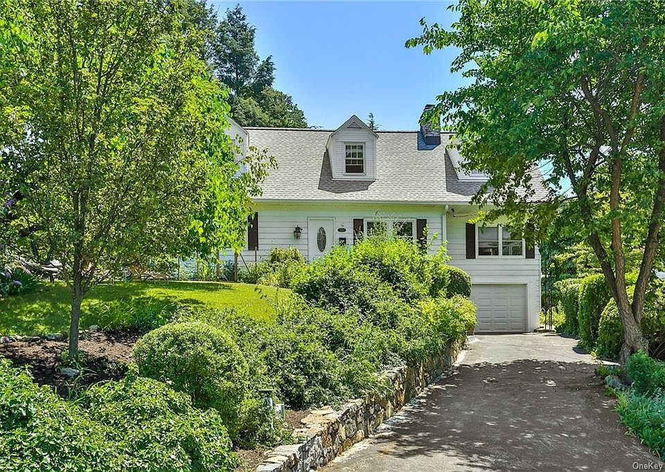 1st image of 126 Rosehill Ave