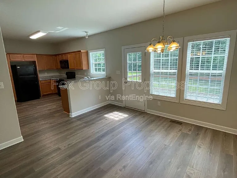 3967 Kimberly Pl — Photo 4