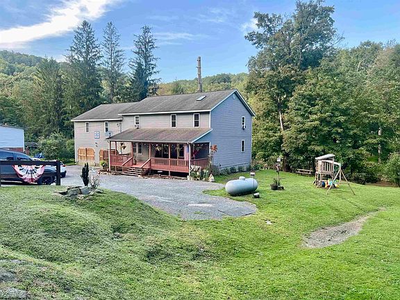 2nd image of 10915 Old Elkins Rd