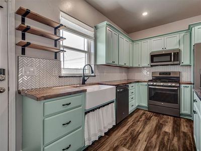 638 SW 3rd St, Moore, OK, 73160