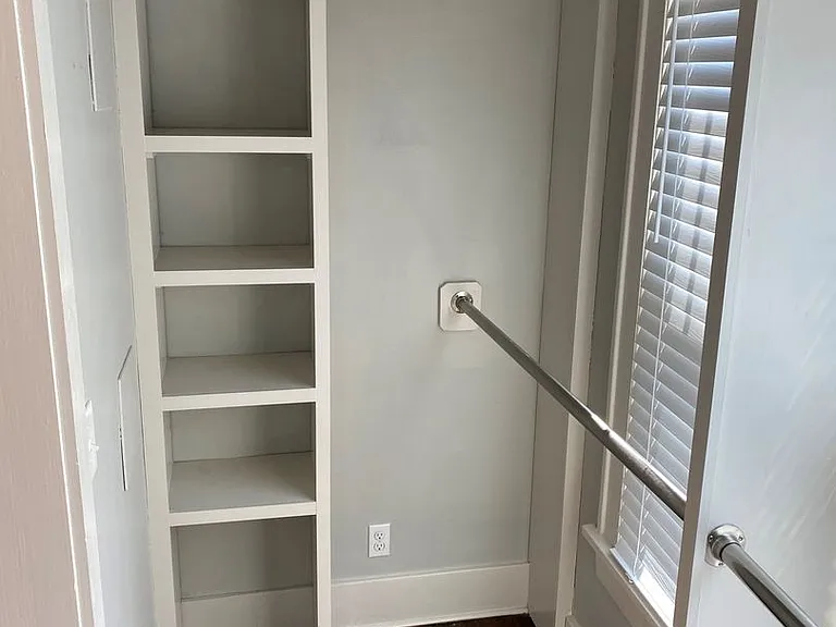 1515 S Carson Ave — Photo 37