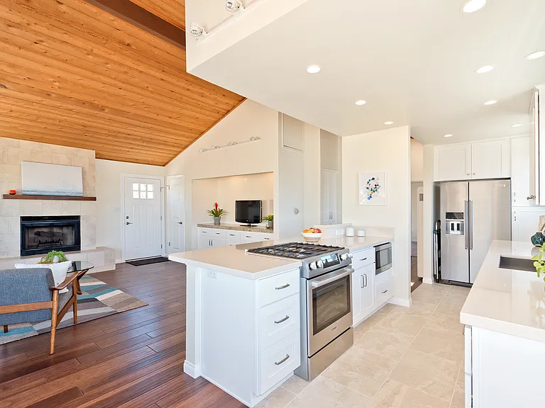 4587 Bermuda Ave — Photo 7