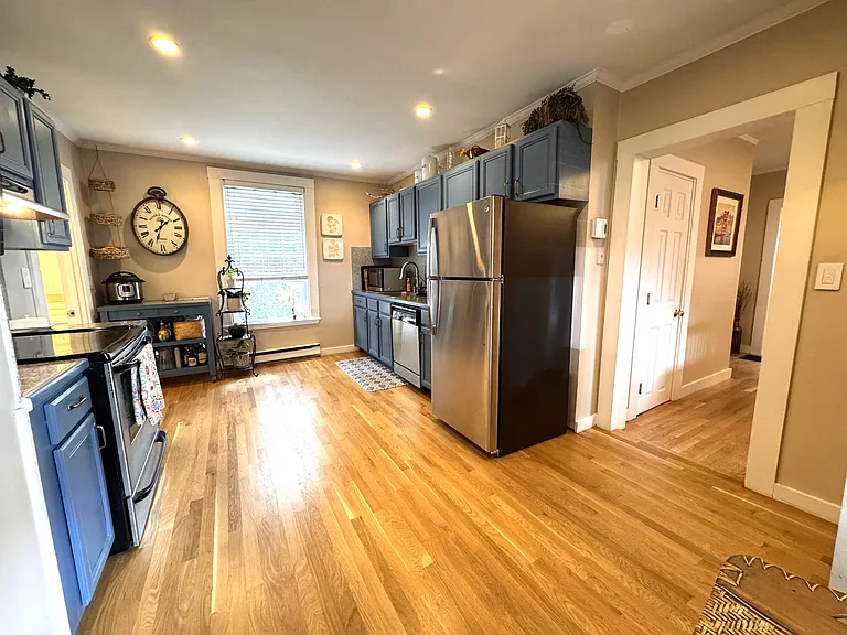 36 Wallis St #2 — Photo 16