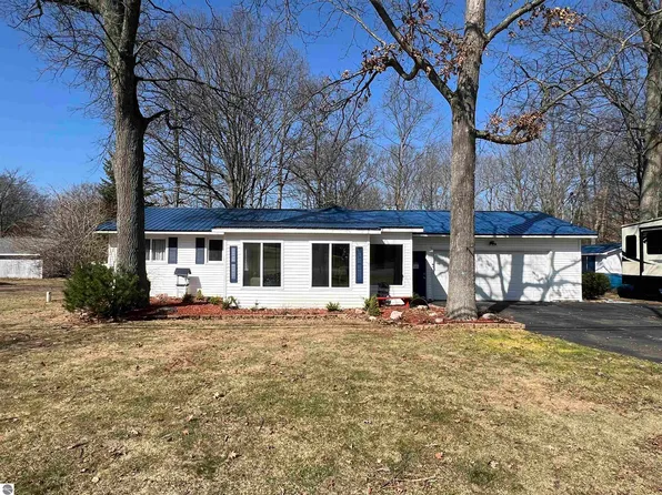 1005 Main St, Prudenville, MI 48651