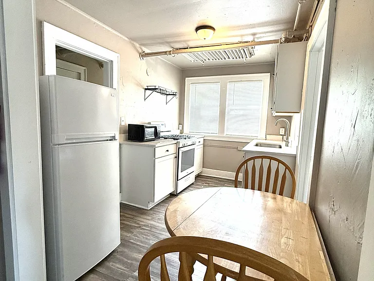 708 Stewart Avenue - Terrace — Photo 5