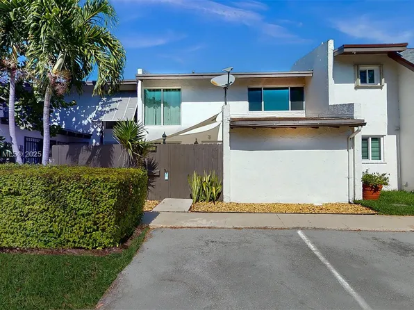 10965 SW 70th Ter #10965, Miami, FL 33173