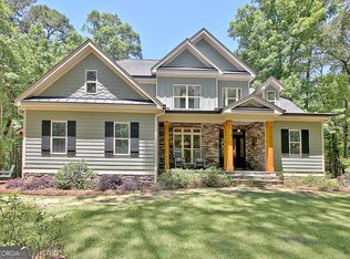 175 Ridgeway Ct, Senoia, GA 30276