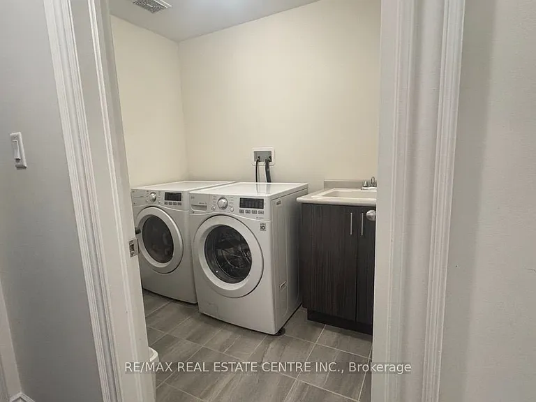 31 Brushwood Dr — Photo 45