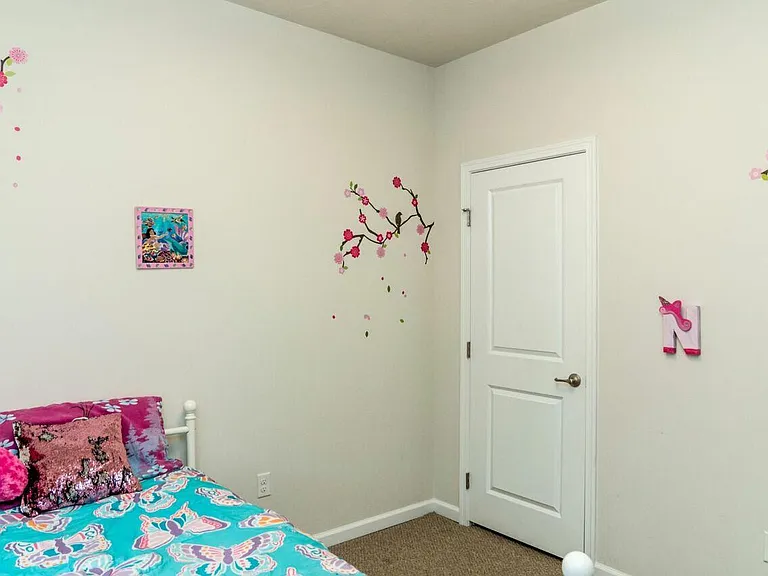 420 Fairmont Dr — Photo 26