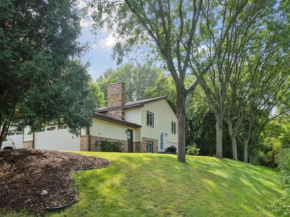 5960 Covington Ter, Minnetonka, MN 55345