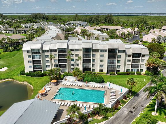 4th image of 2400 S Ocean Drive #2336