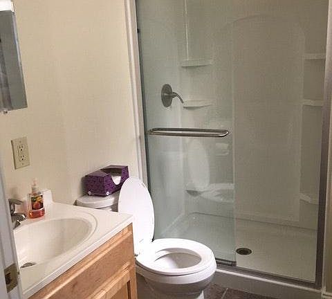 1st floor bath