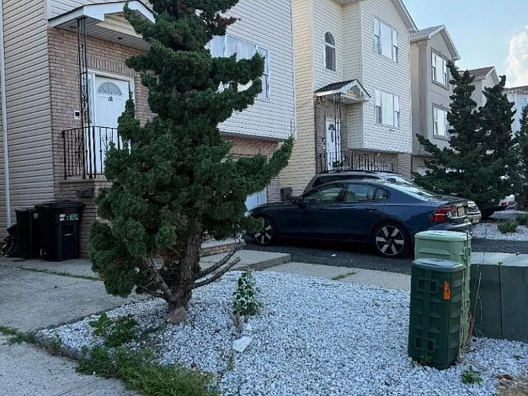 68 Port Ave — Photo 16