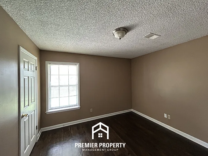 8141 Misty Meadows Ln — Photo 11