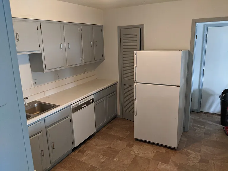1205 S Holden St #15 — Photo 3