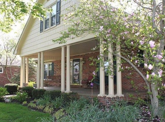 2nd image of 203 Ironwood Dr