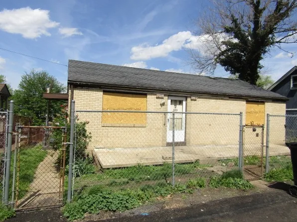 5915 Meade St, McKeesport, PA 15135