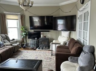 866 E 5th St #3, South Boston, MA 02127