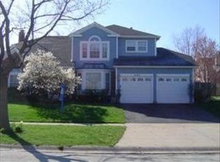 1685 Gibson Dr, Elk Grove Village, IL 60007