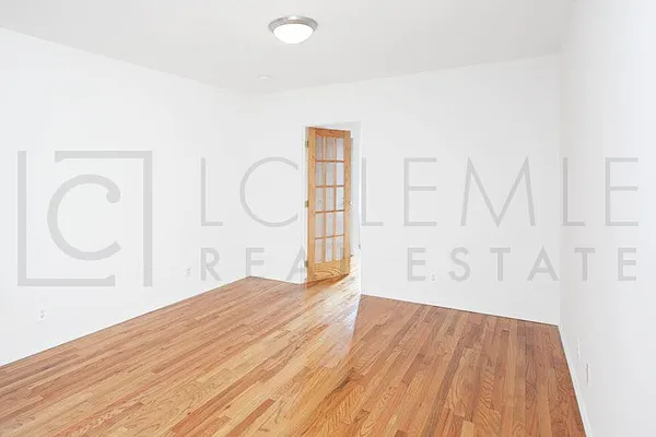 Rented by LC Lemle Real Estate Group | media 4