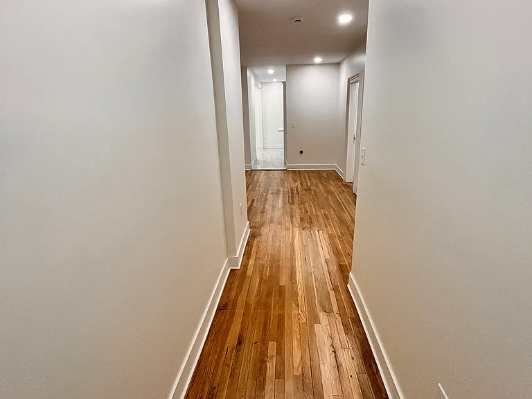 642 Elm St #1 — Photo 8