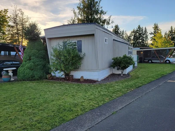 205 S 54th St Space 43, Springfield, OR 97478