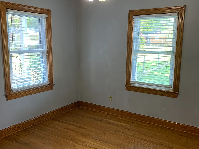 1038 Parkway Dr — Photo 24