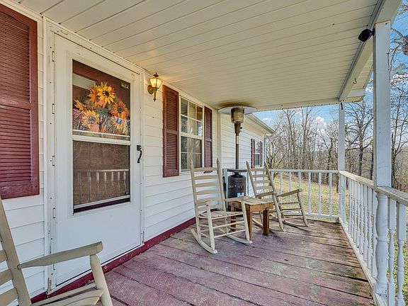 2nd image of 174 Copeland Rd