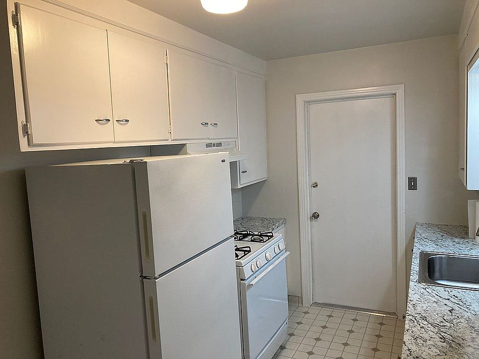 1st image of 4830 Q St