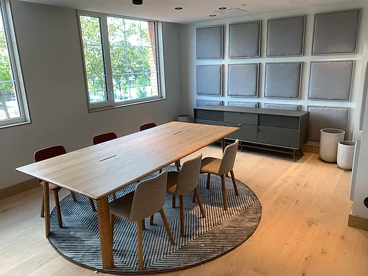 Rented by Nooklyn NYC LLC | media 75